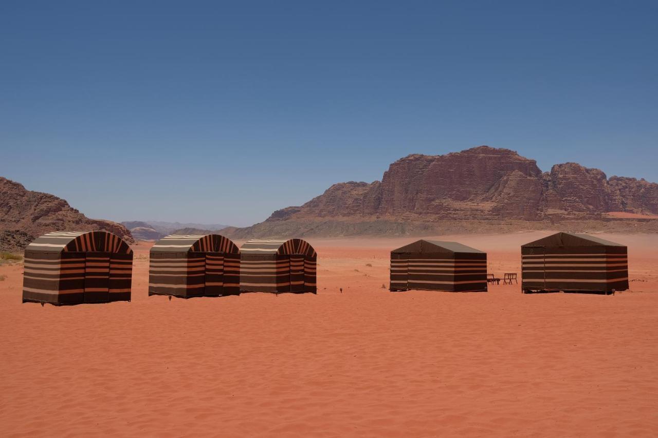 Hotel Bedouin Bunch Camp Wadi Rum Exterior foto